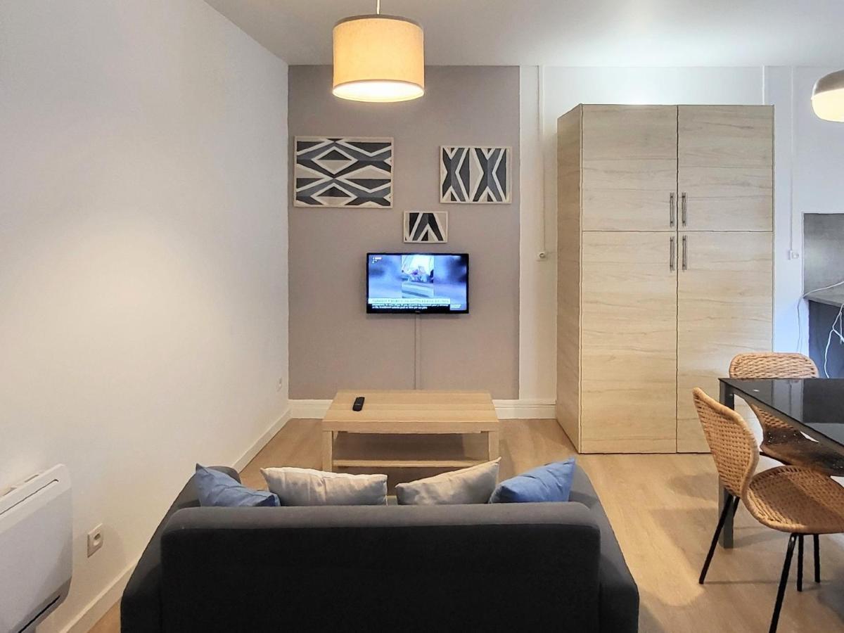 Apartment 1 Chambre, Cuisine, Coin Salon, Salle De Bain Saint-Claude